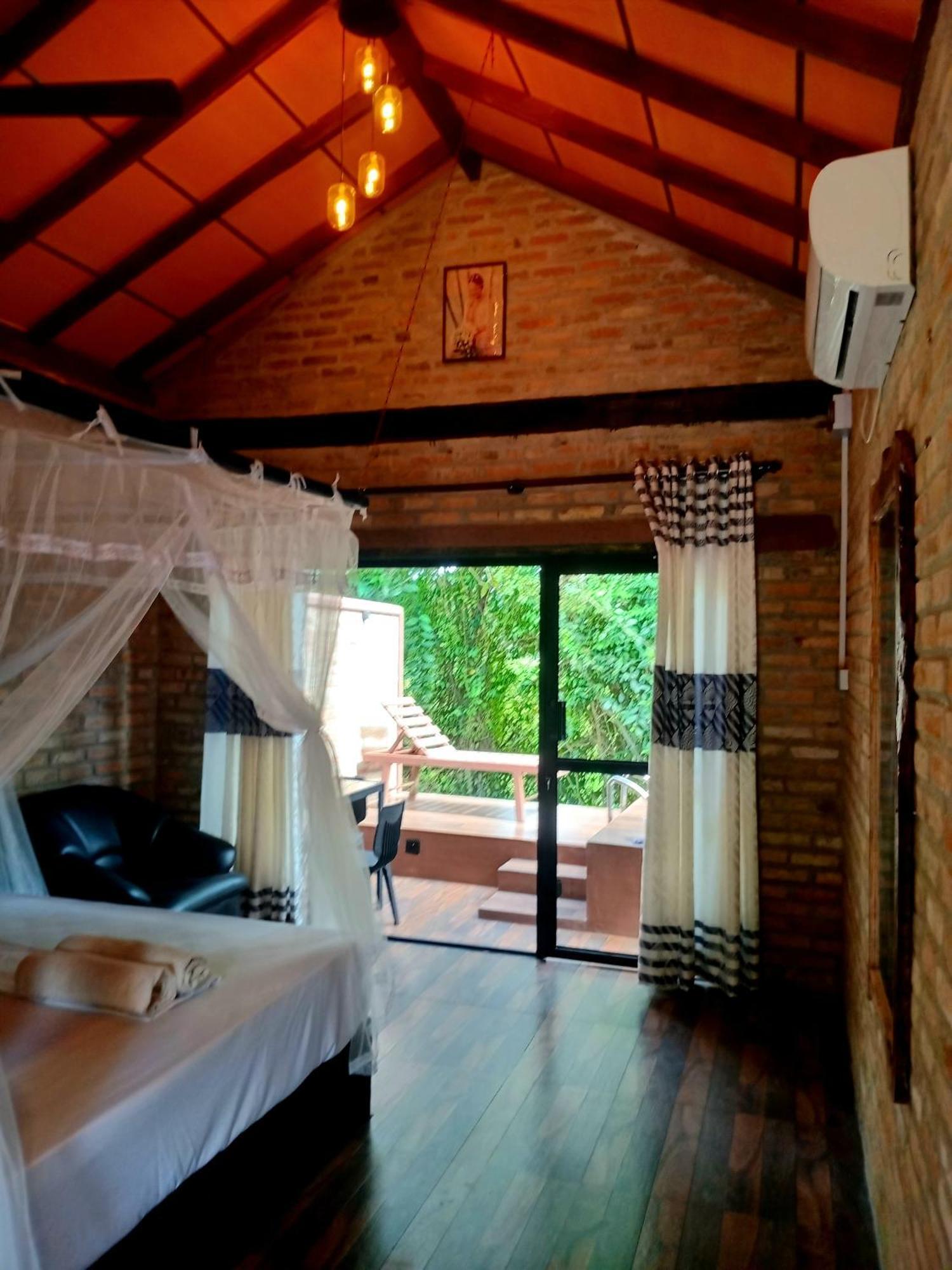 Airport Villa Kamatha -Foreign Booking Only Katunayaka Kültér fotó